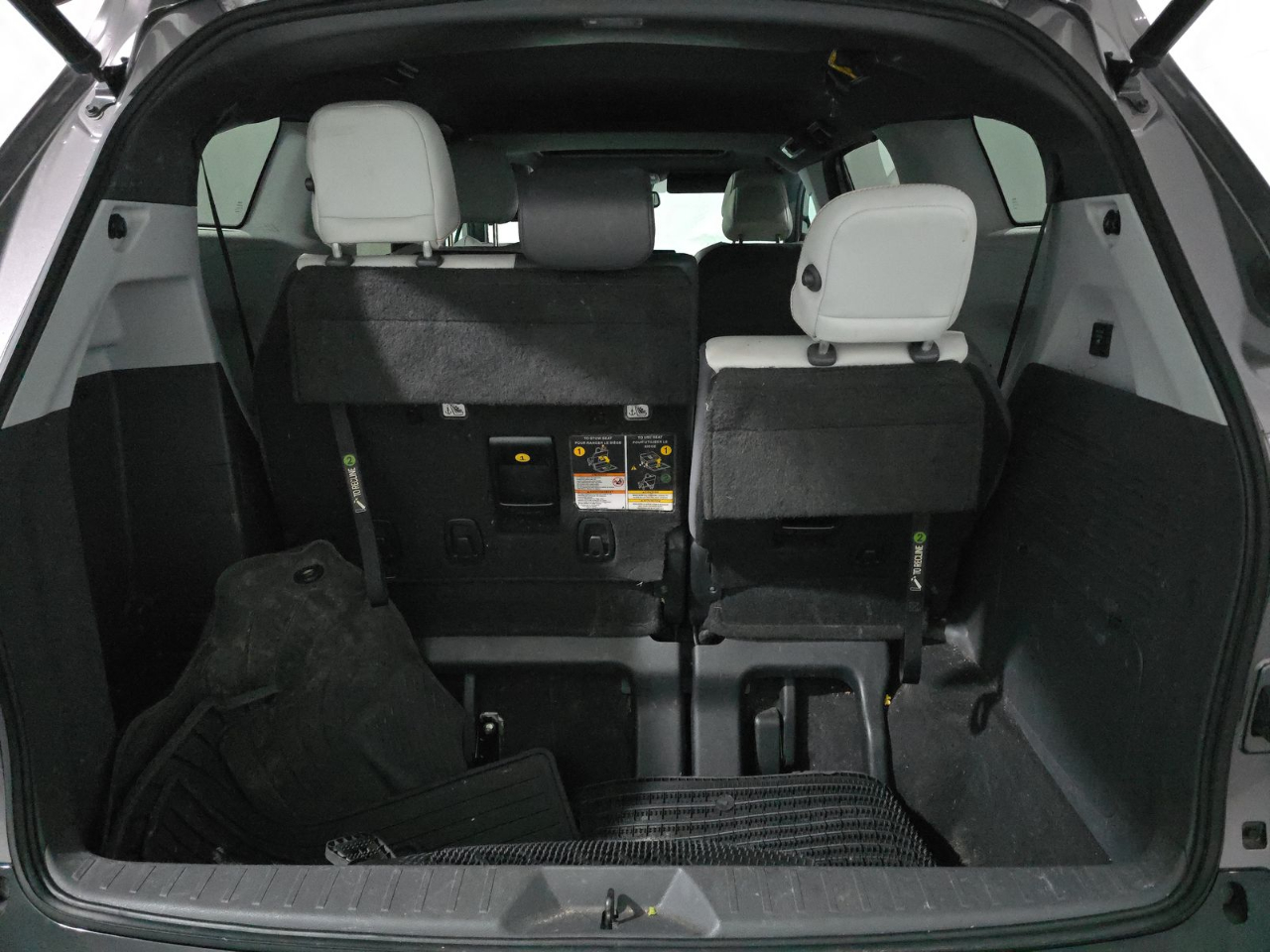 Toyota Sienna XSE FWD 7-Passenger (Natl) 2021