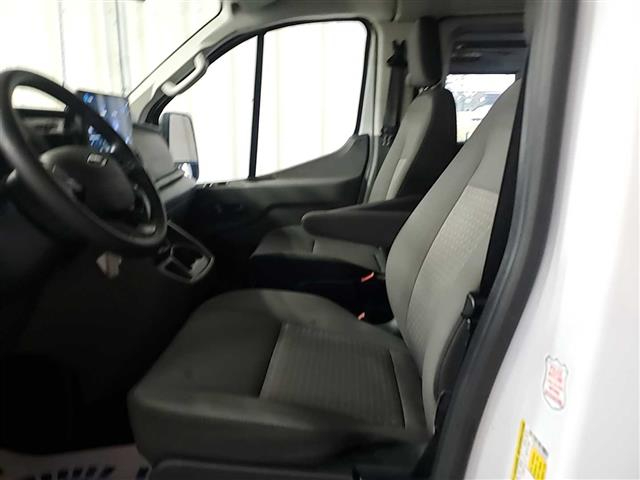Ford Transit Passenger Wagon T-350 148" Low Roof XLT RWD 2023