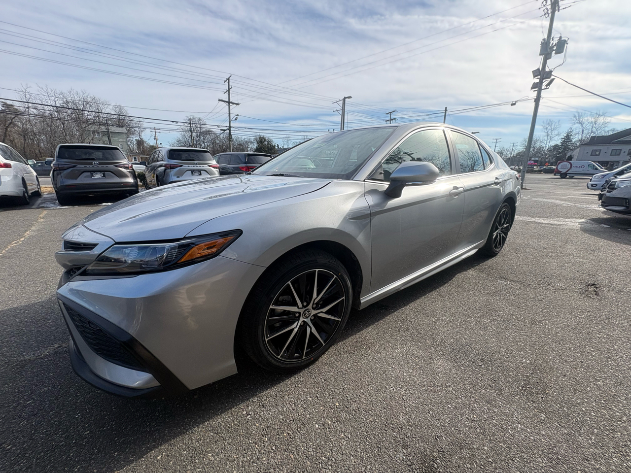 Toyota Camry SE Auto (Natl) 2024