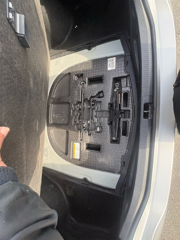 Toyota Camry SE Auto (Natl) 2024