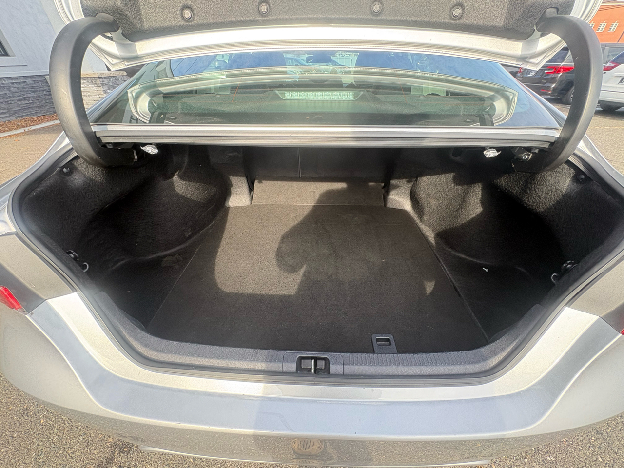 Toyota Camry SE Auto (Natl) 2024