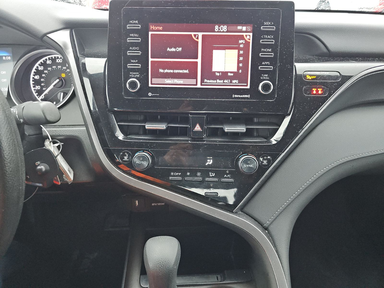 Toyota Camry LE Auto (Natl) 2024