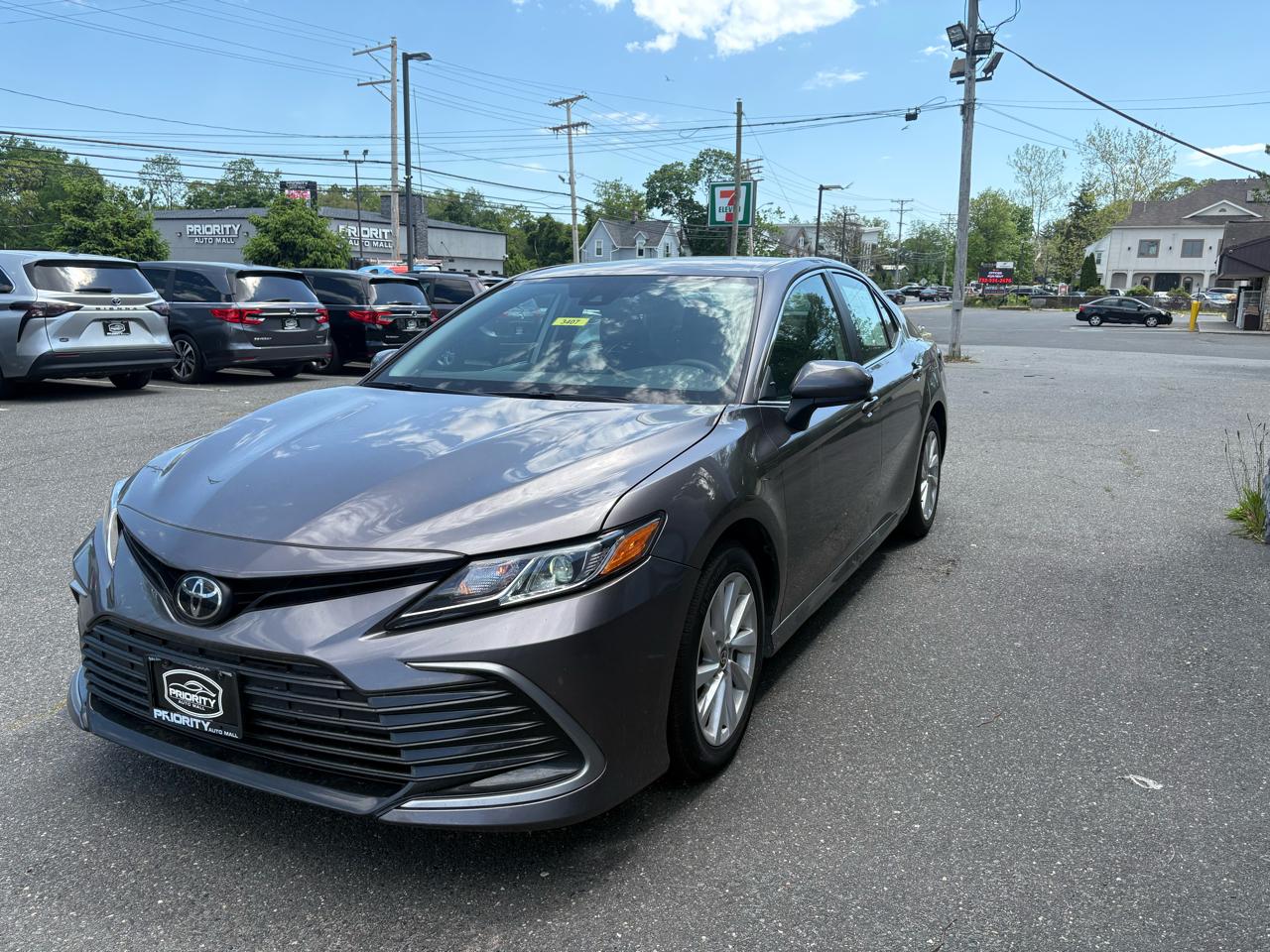 Toyota Camry LE Auto (Natl) 2024