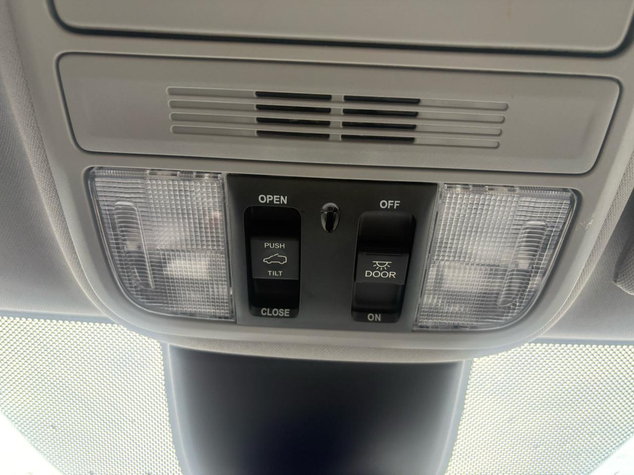 Honda Odyssey EX-L Auto 2024