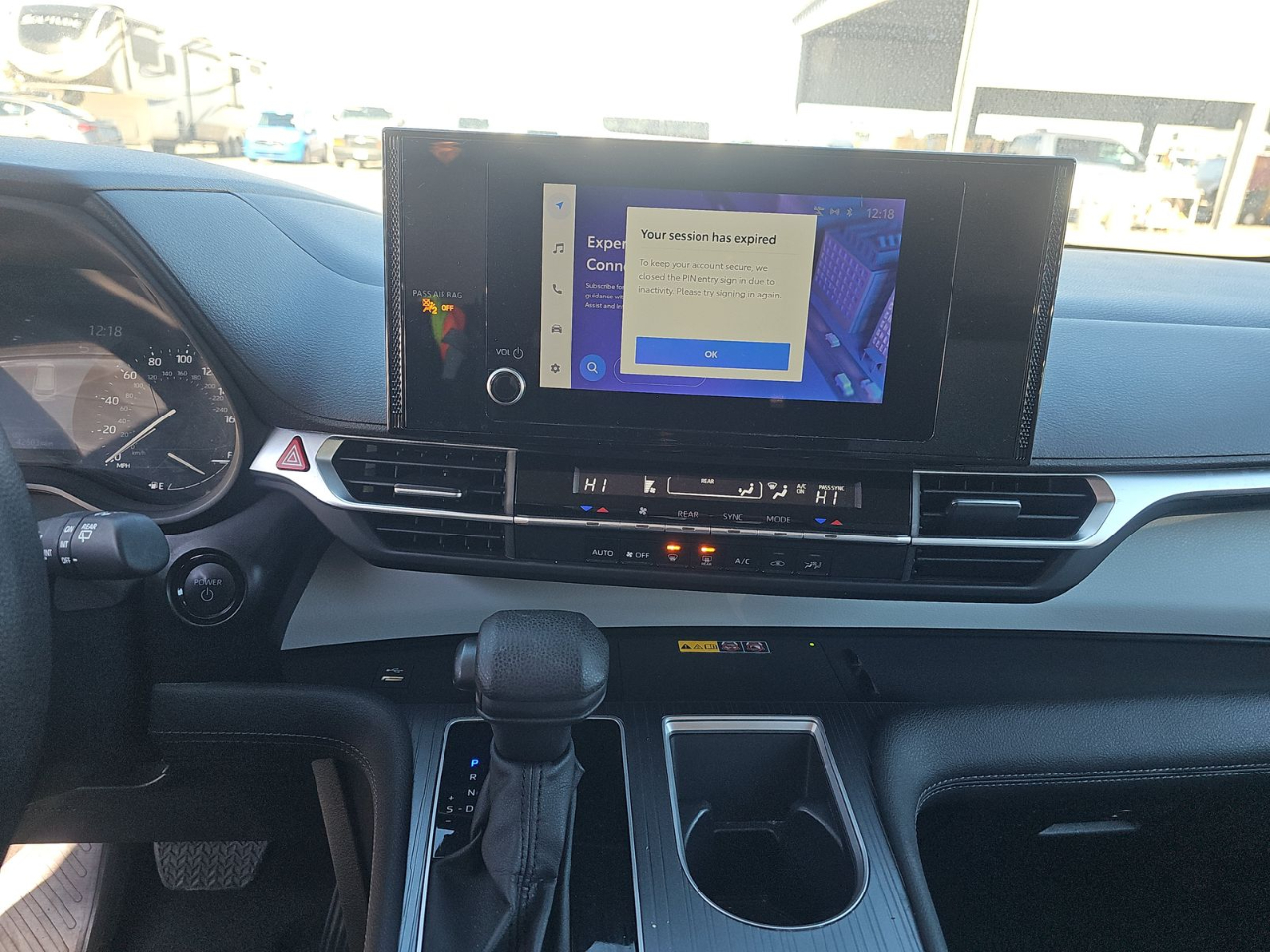 Toyota Sienna LE FWD 8-Passenger (Natl) 2025