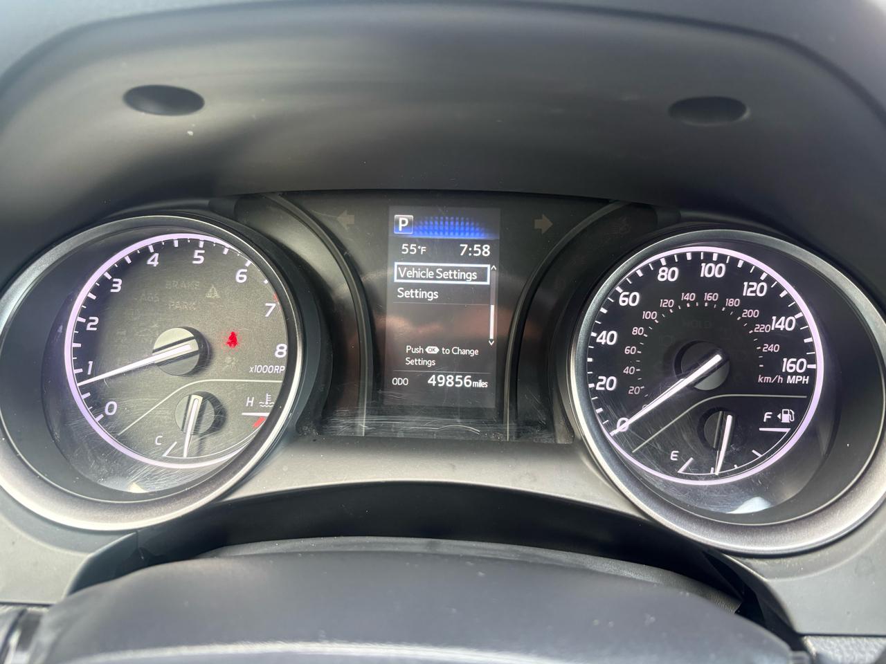 Toyota Camry SE 2023