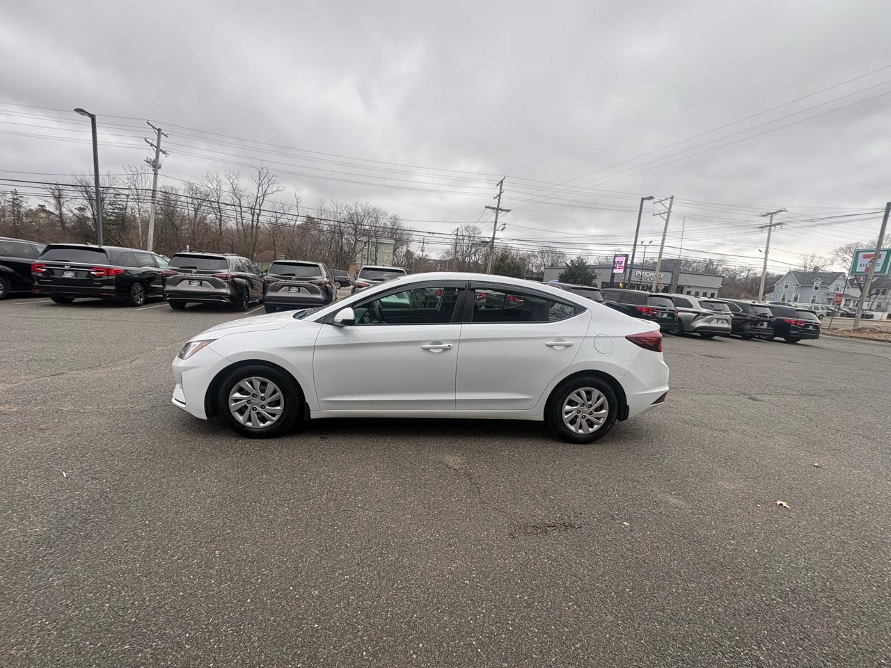 Hyundai Elantra SE Auto 2020