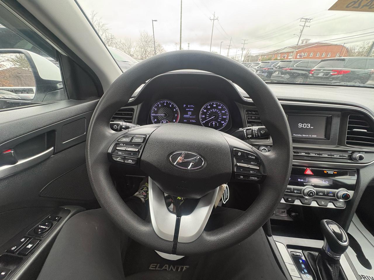 Hyundai Elantra SE Auto 2020