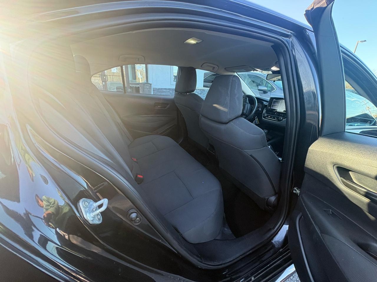 Toyota Corolla LE CVT (Natl) 2022