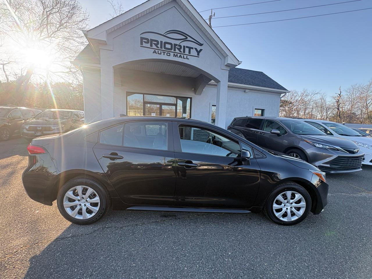 Toyota Corolla LE CVT (Natl) 2022
