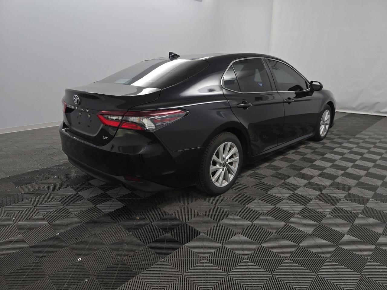 Toyota Camry LE Auto (Natl) 2024