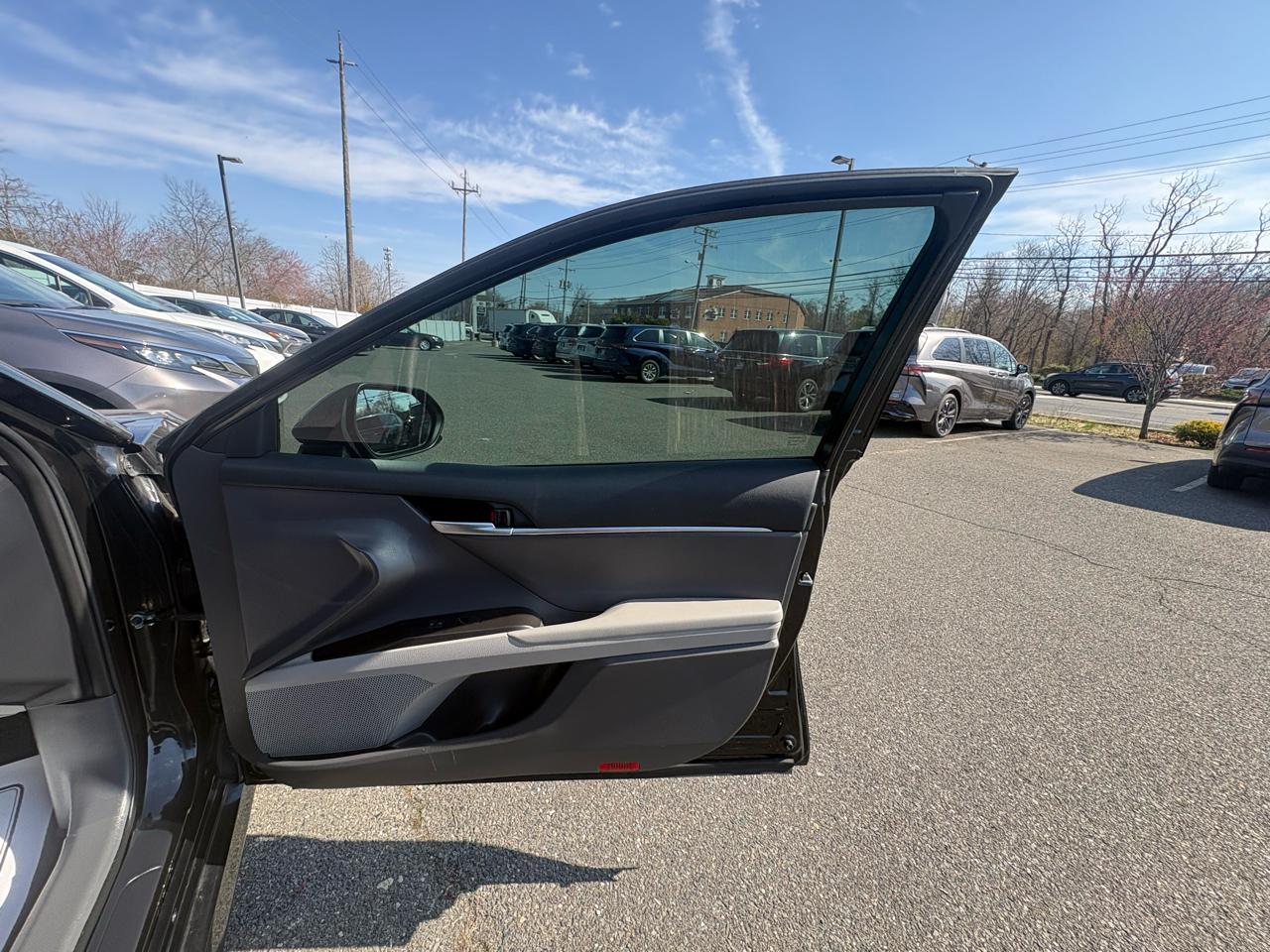 Toyota Camry LE Auto (Natl) 2024