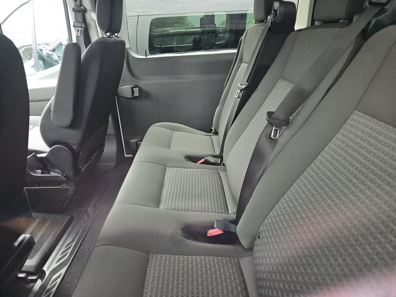 Ford Transit Passenger Wagon T-350 148" Low Roof XLT RWD 2024