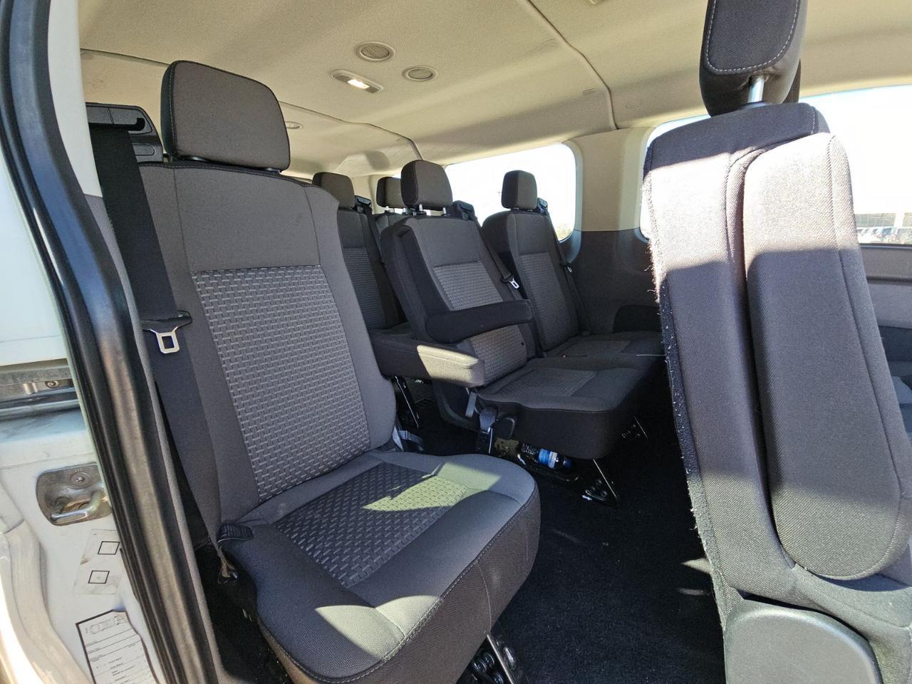 Ford Transit Passenger Wagon T-350 148" Low Roof XLT RWD 2024