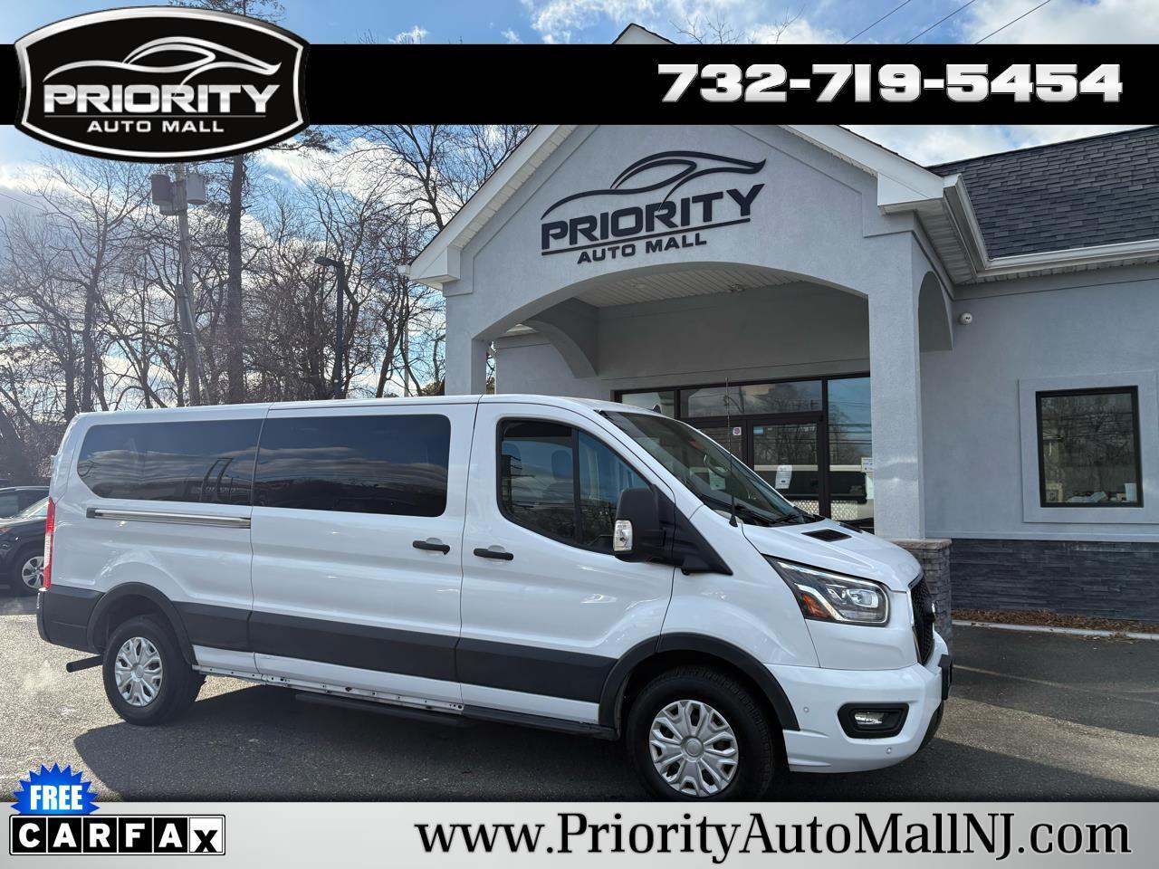 2024 Ford Transit Passenger Wagon T-350 148" Low Roof XLT RWD