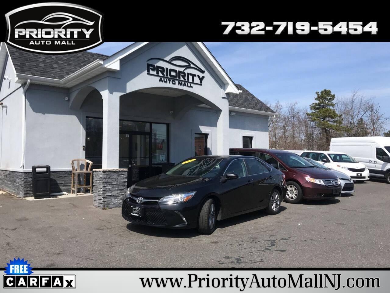 2015 Toyota Camry 4dr Sdn I4 Auto XLE (Natl)