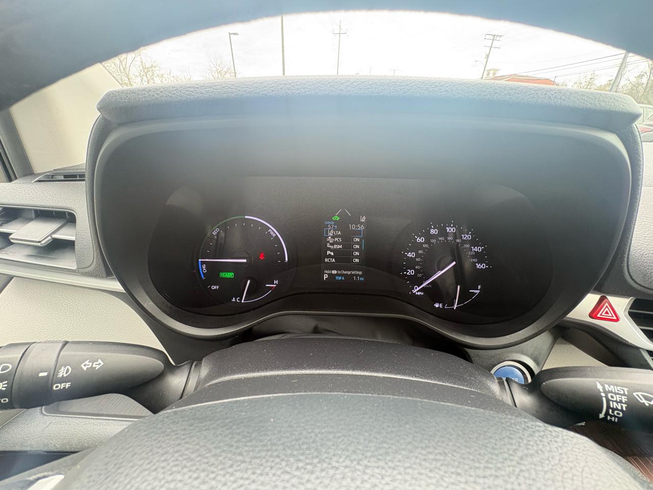 Toyota Sienna XLE FWD 7-Passenger (Natl) 2022