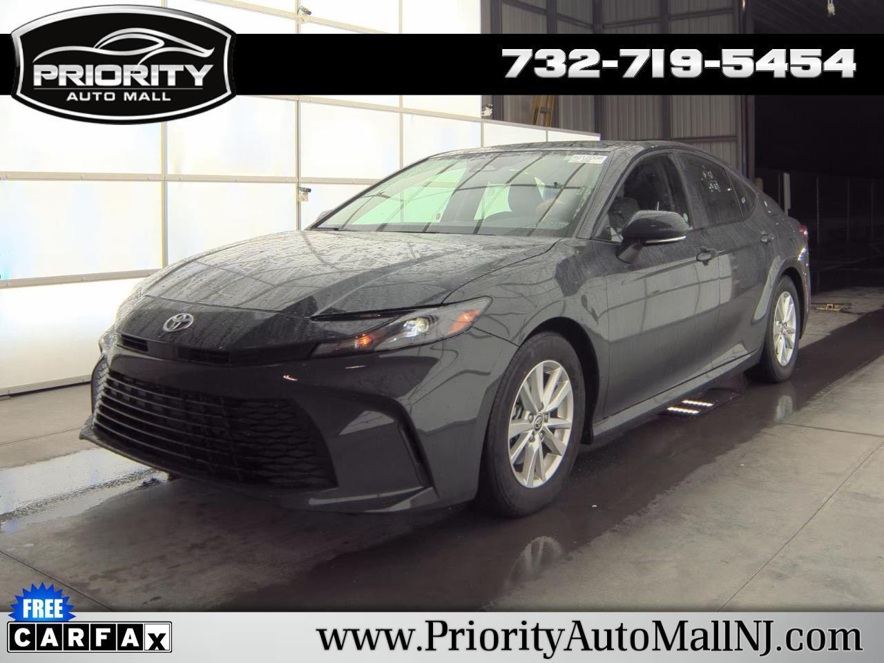 Toyota Camry LE 2025