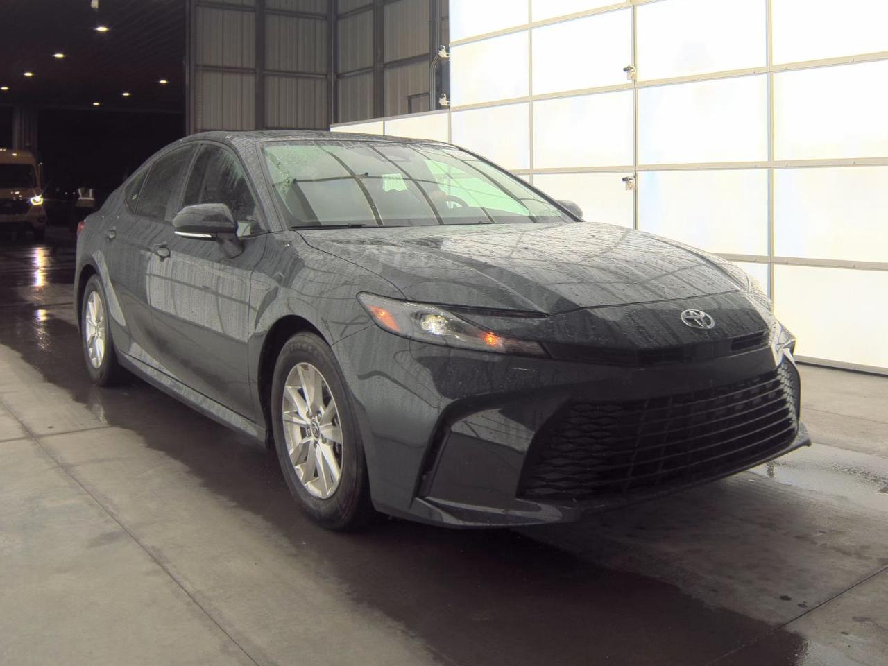 Toyota Camry LE 2025