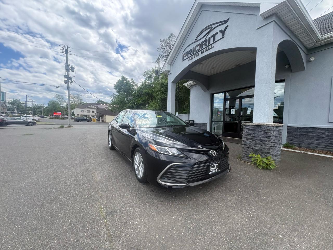 Toyota Camry LE 2023