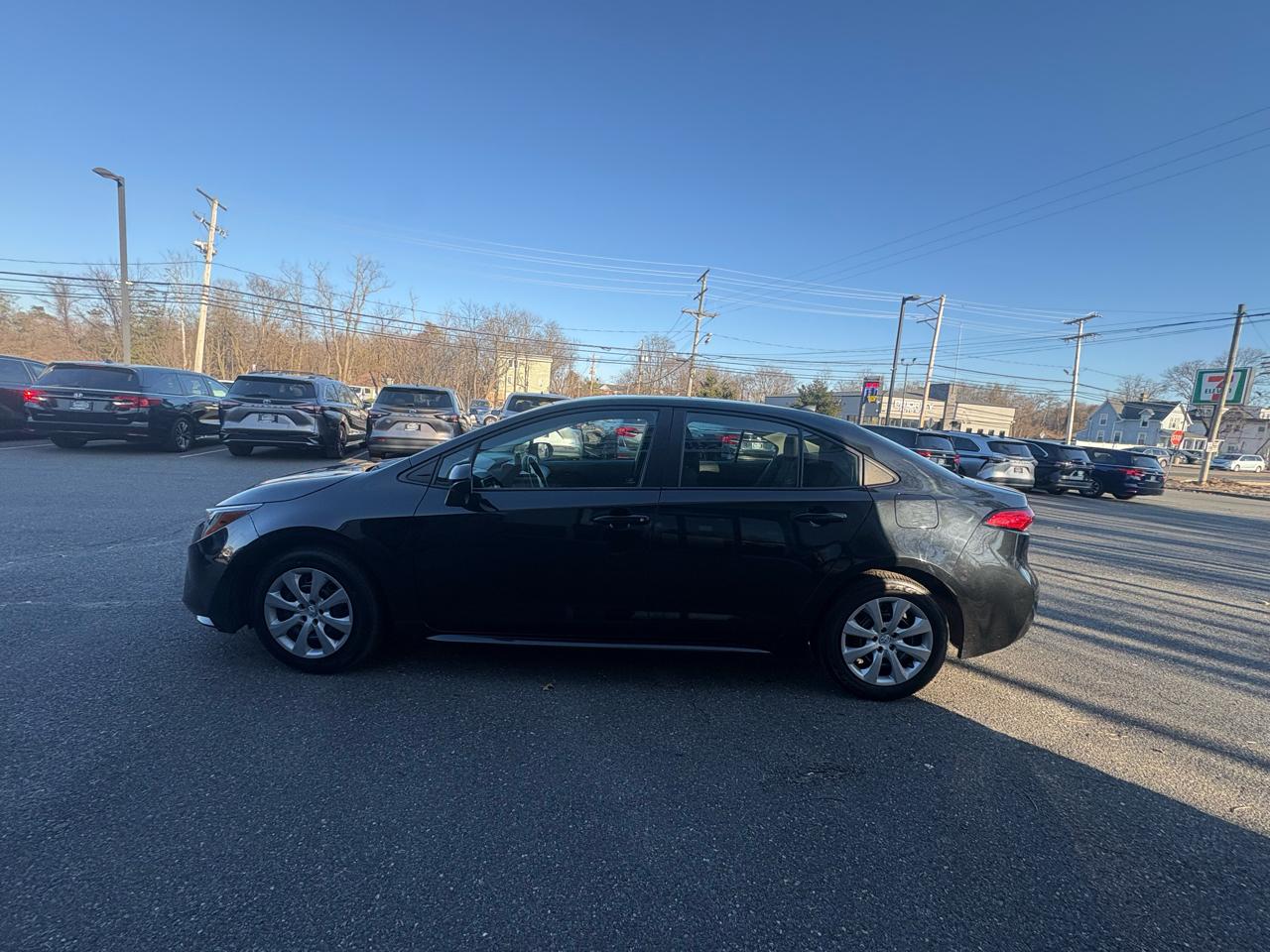 Toyota Corolla LE 2022