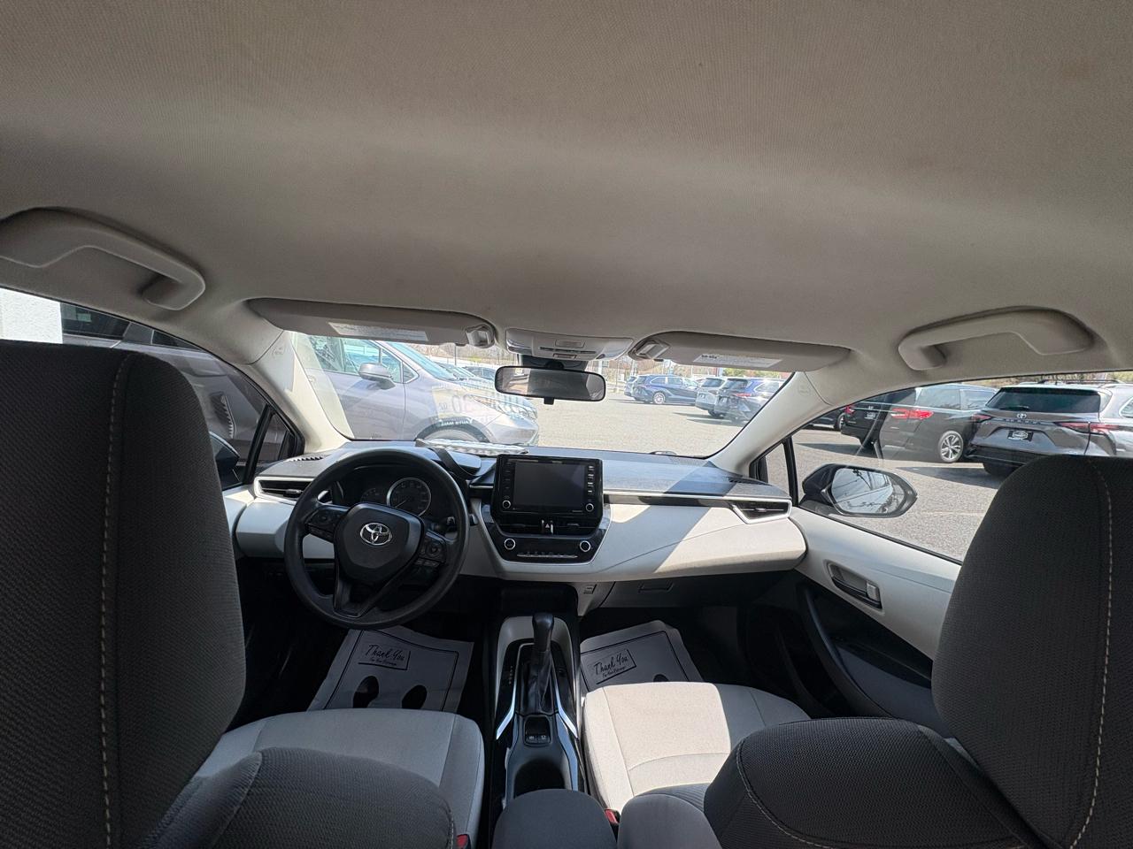 Toyota Corolla LE 2022