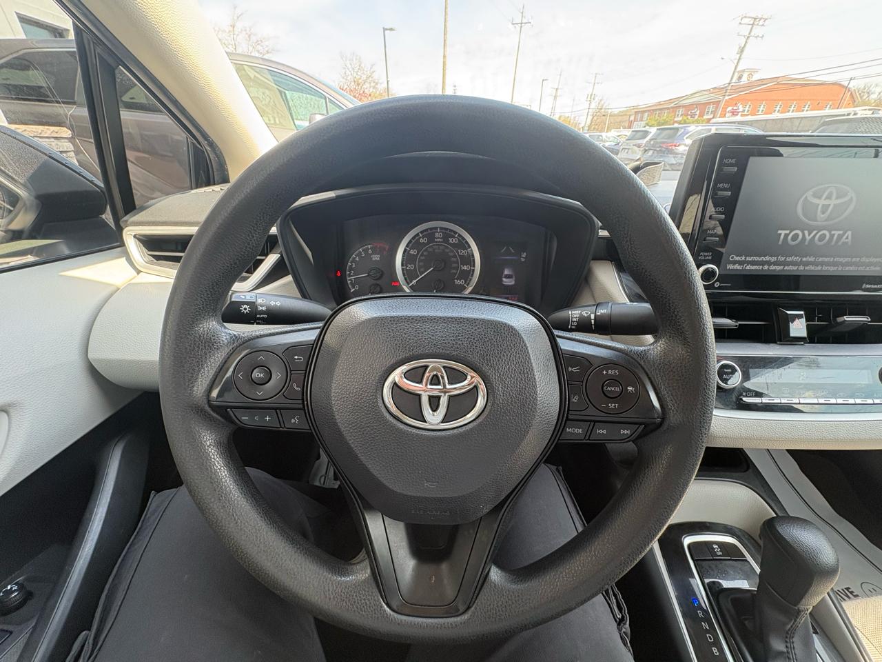 Toyota Corolla LE 2022