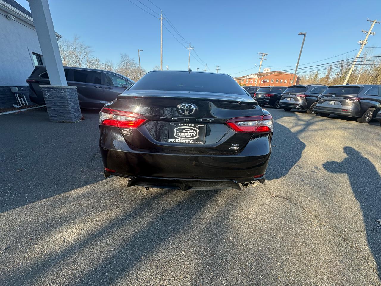 Toyota Camry SE Auto AWD (Natl) 2021