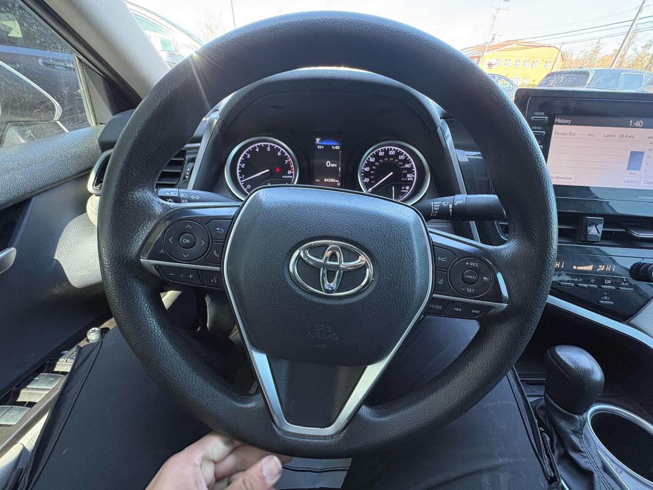 Toyota Camry LE Auto (Natl) 2022