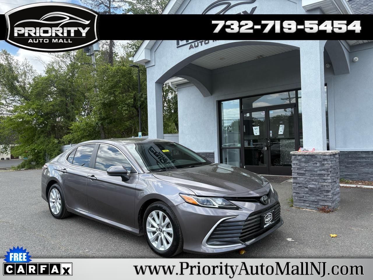 Toyota Camry LE Auto (Natl) 2023