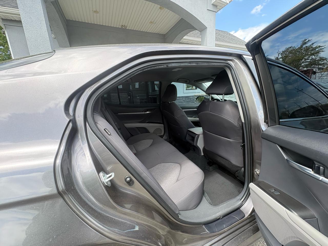 Toyota Camry LE Auto (Natl) 2023
