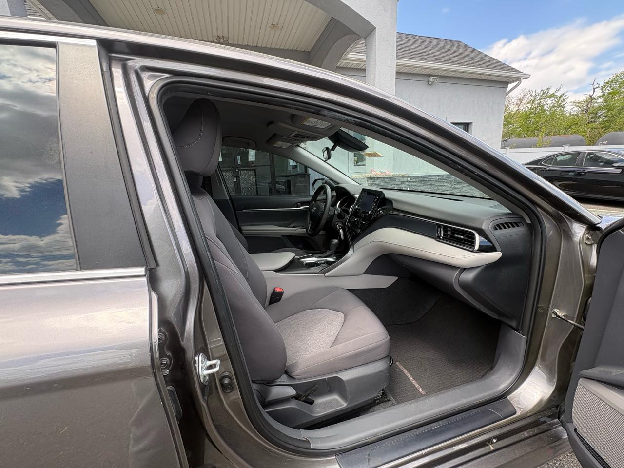 Toyota Camry LE Auto (Natl) 2023