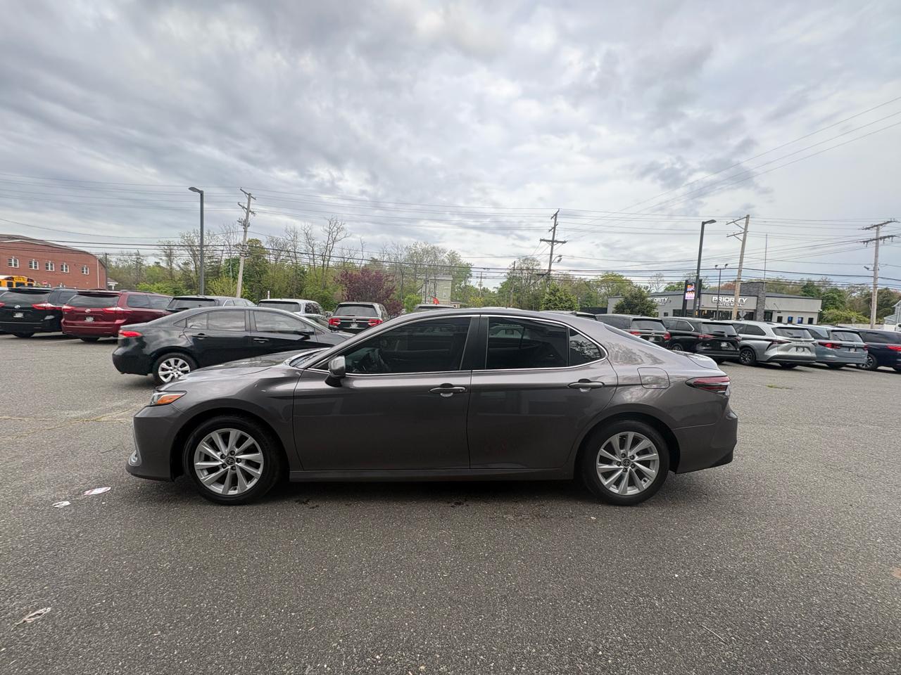 Toyota Camry LE Auto (Natl) 2023