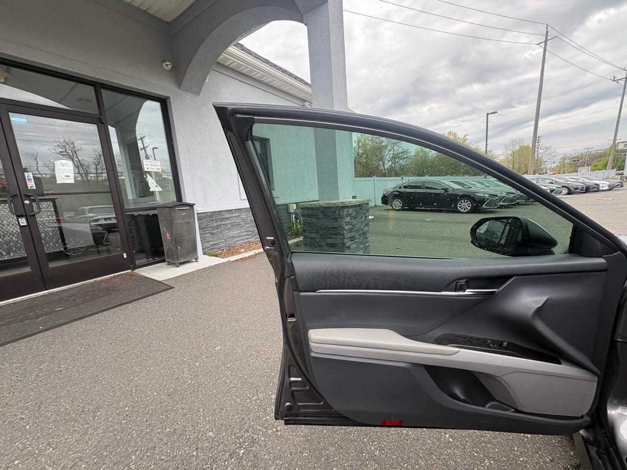 Toyota Camry LE Auto (Natl) 2023