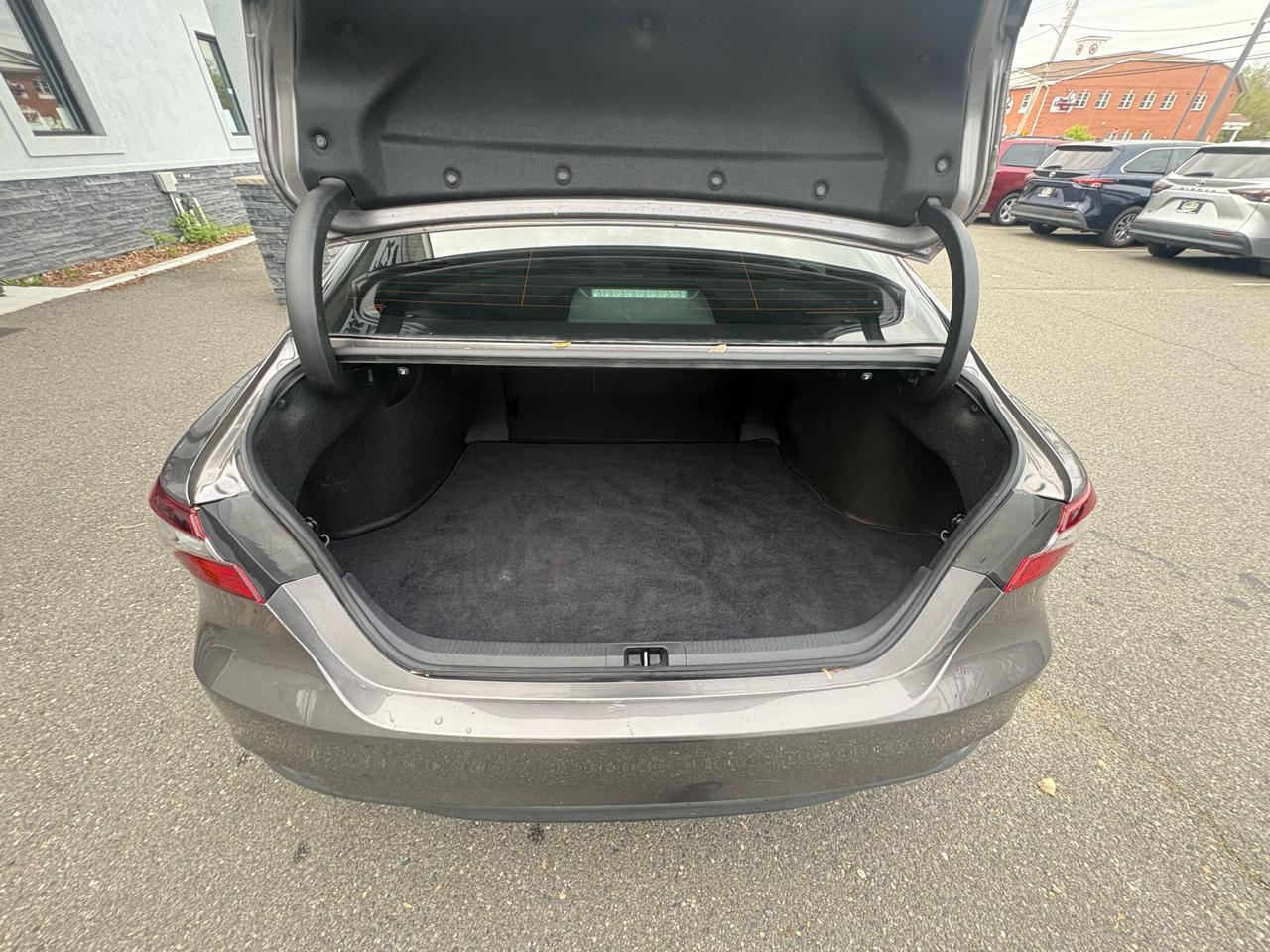 Toyota Camry LE Auto (Natl) 2023
