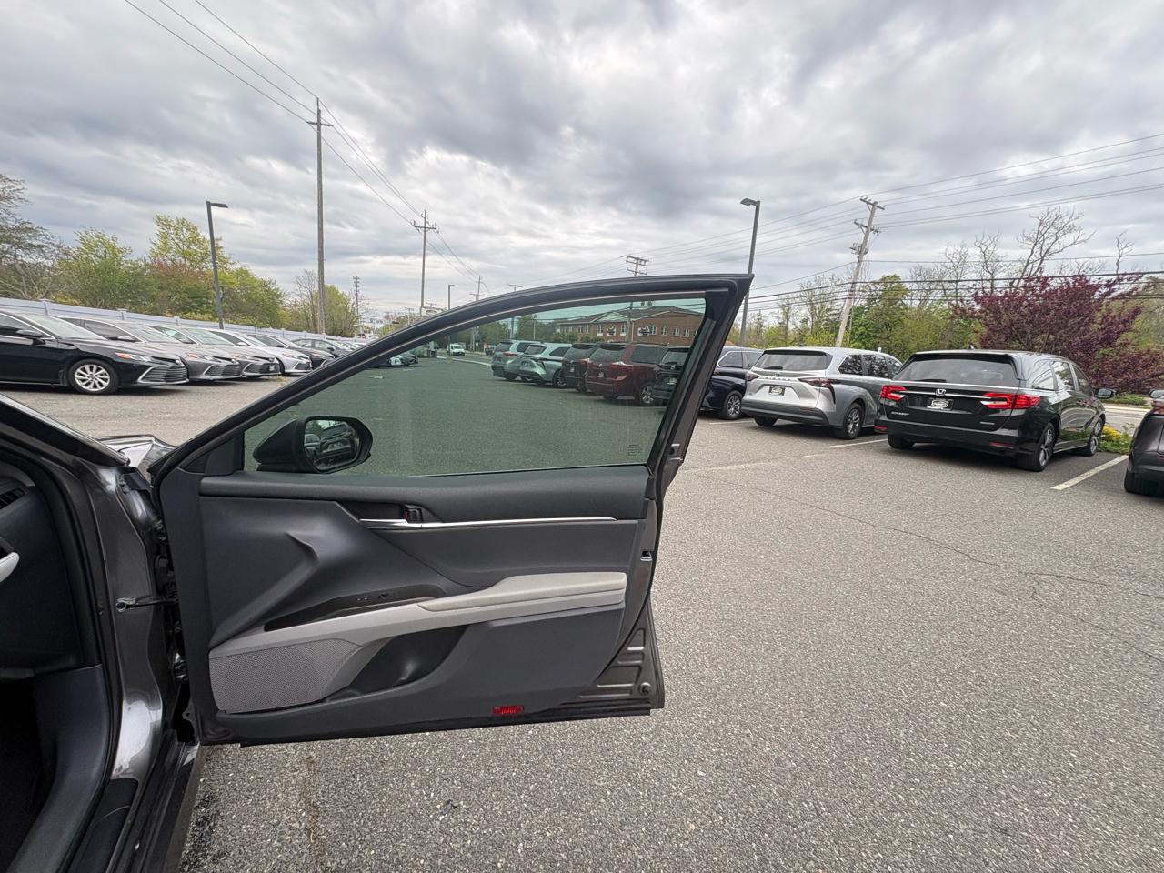 Toyota Camry LE Auto (Natl) 2023
