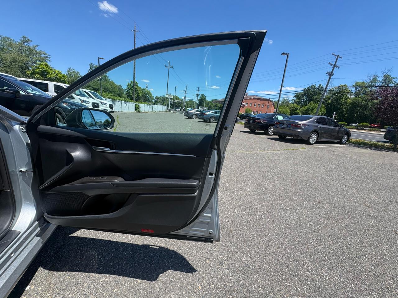Toyota Camry LE Auto (Natl) 2023