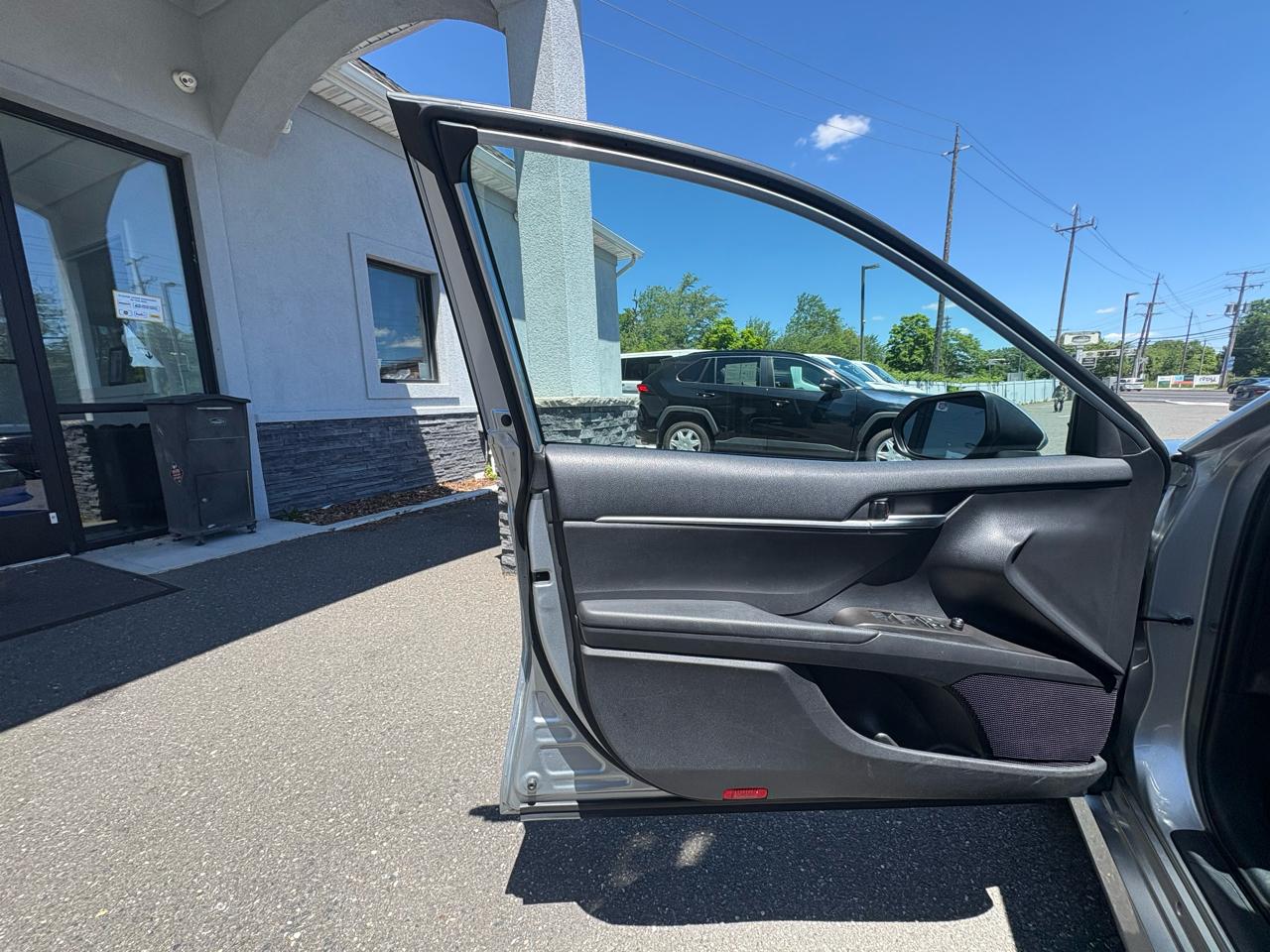 Toyota Camry LE Auto (Natl) 2023