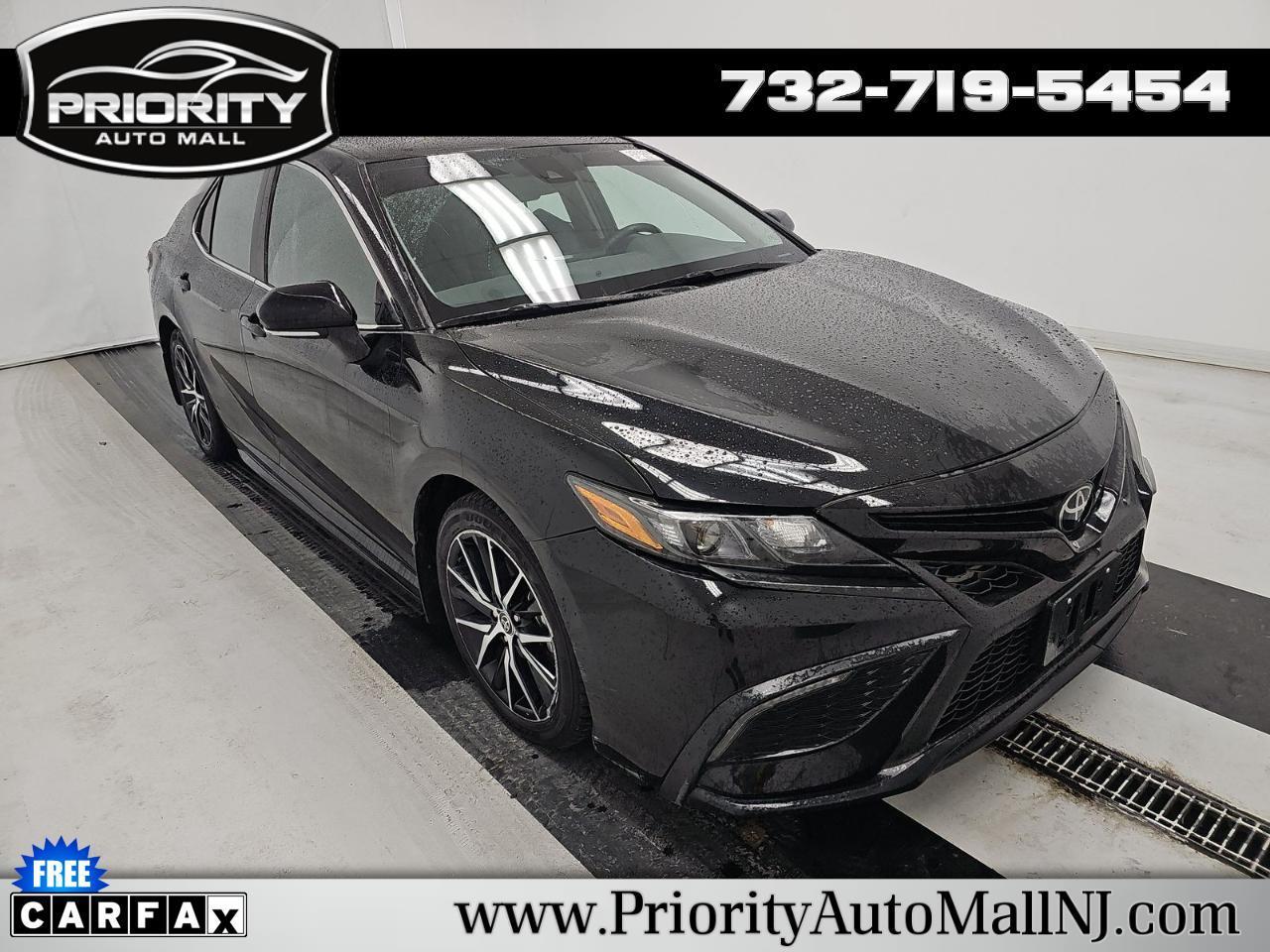 Toyota Camry SE Auto (Natl) 2023