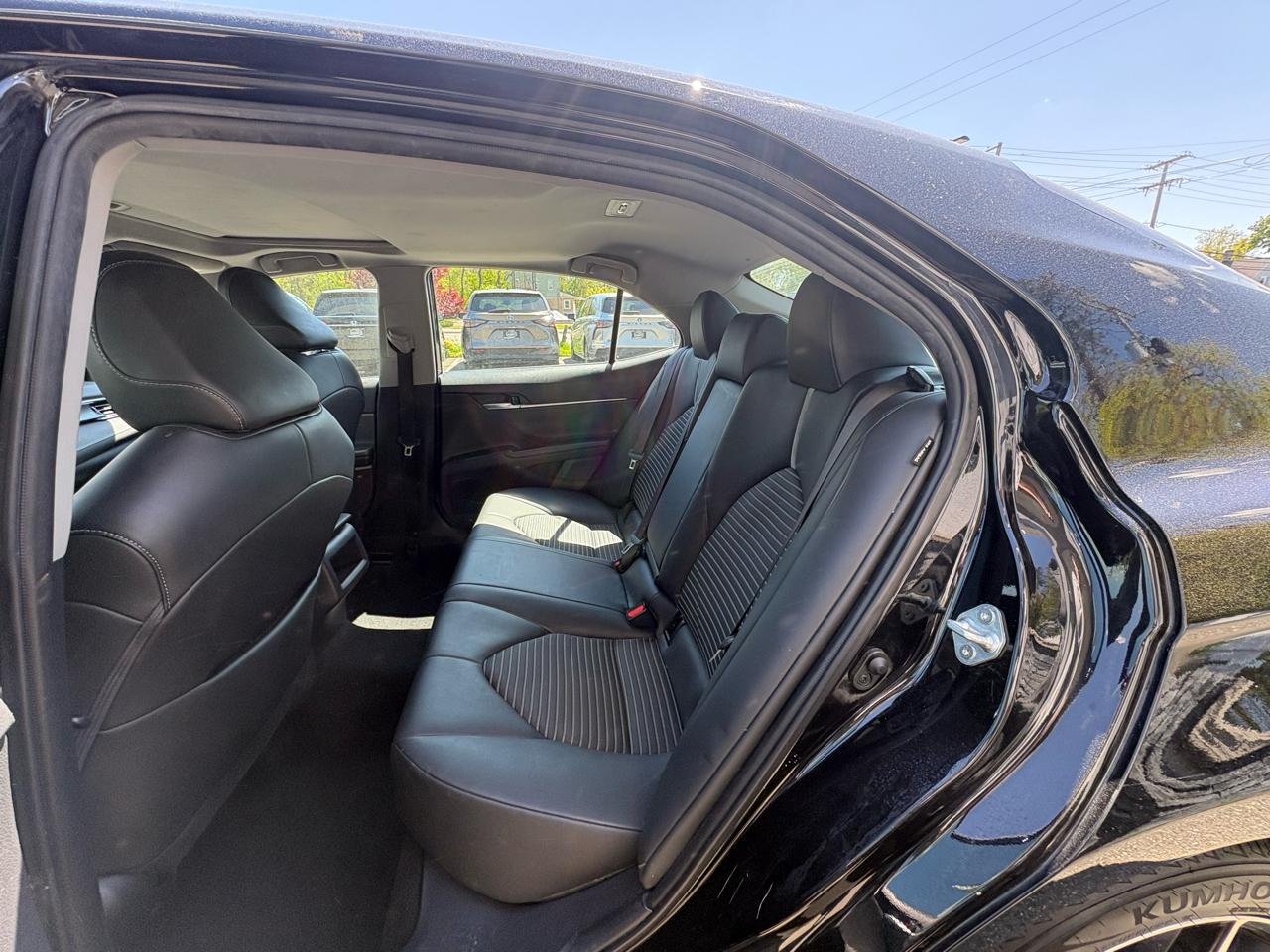 Toyota Camry SE Auto (Natl) 2023