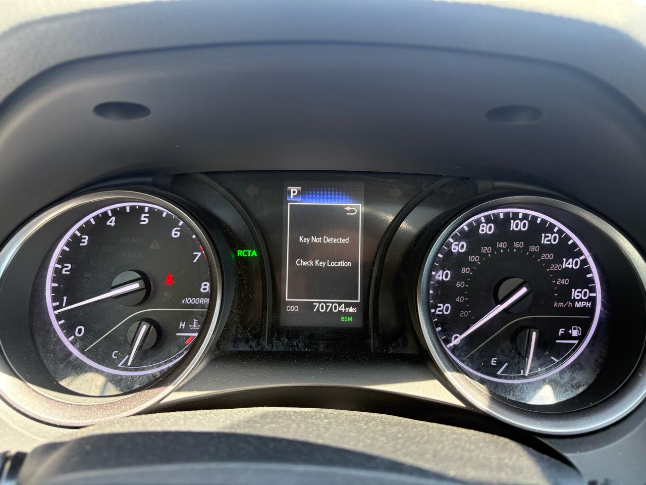 Toyota Camry SE Auto (Natl) 2023