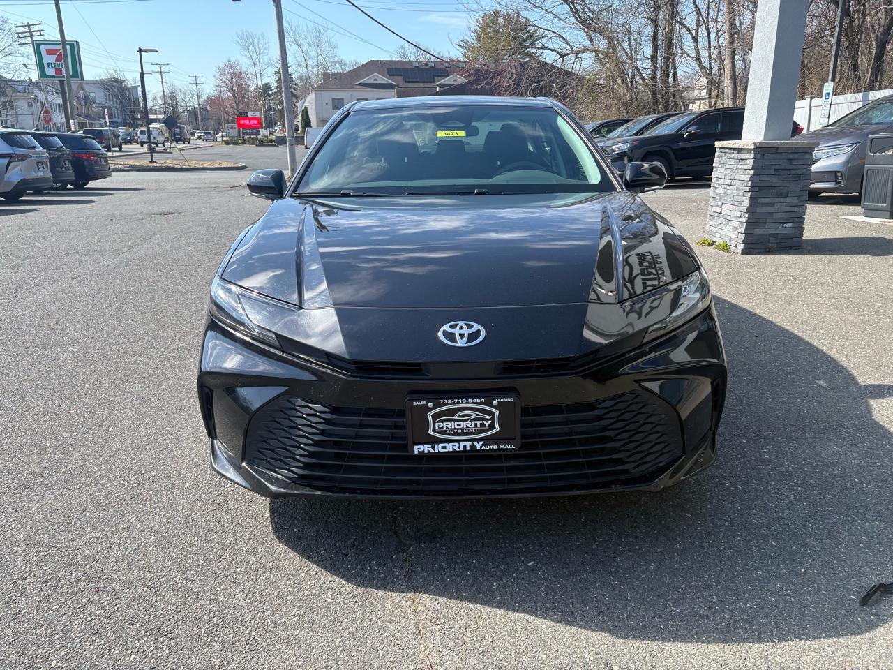 Toyota Camry LE 2025