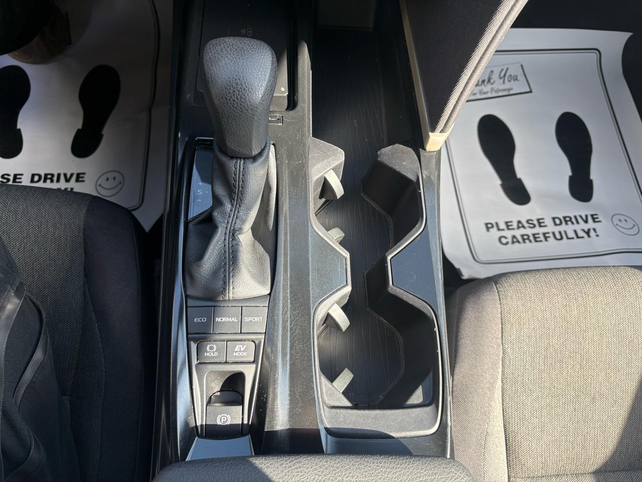 Toyota Camry LE 2025