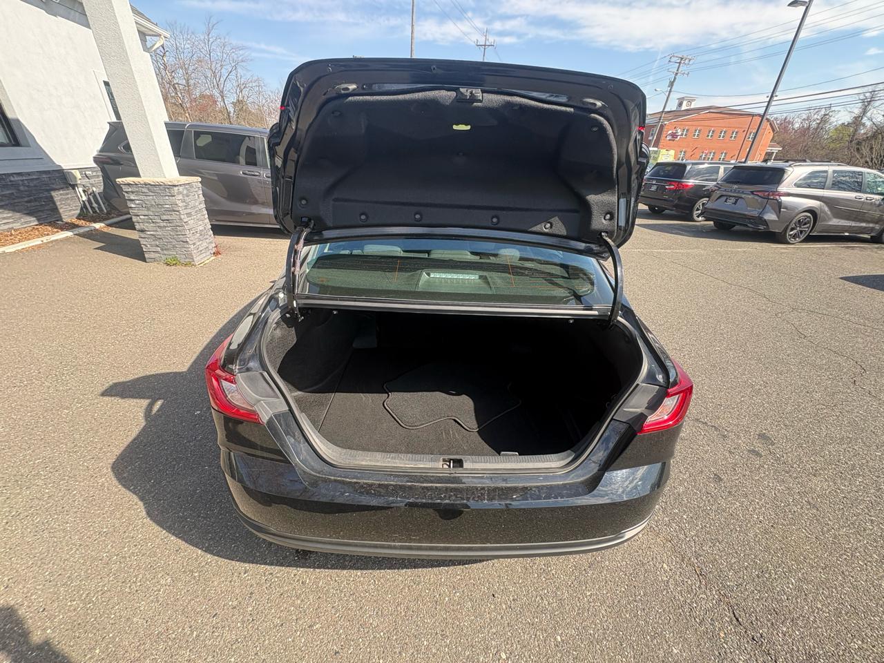 Toyota Camry LE 2025