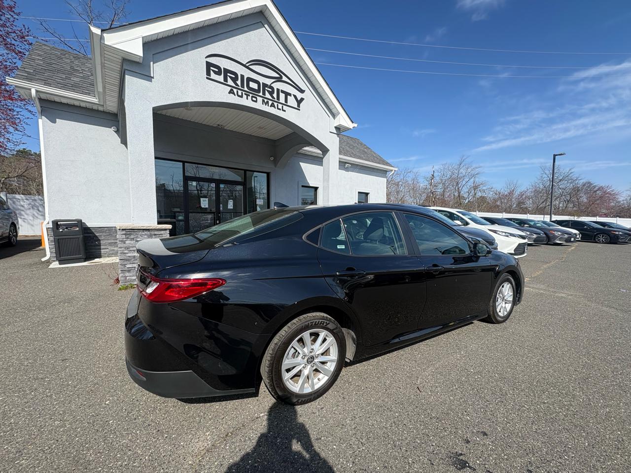 Toyota Camry LE 2025