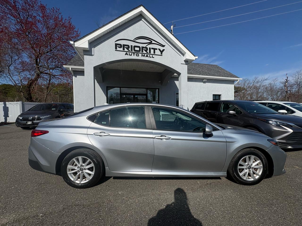 Toyota Camry LE 2025