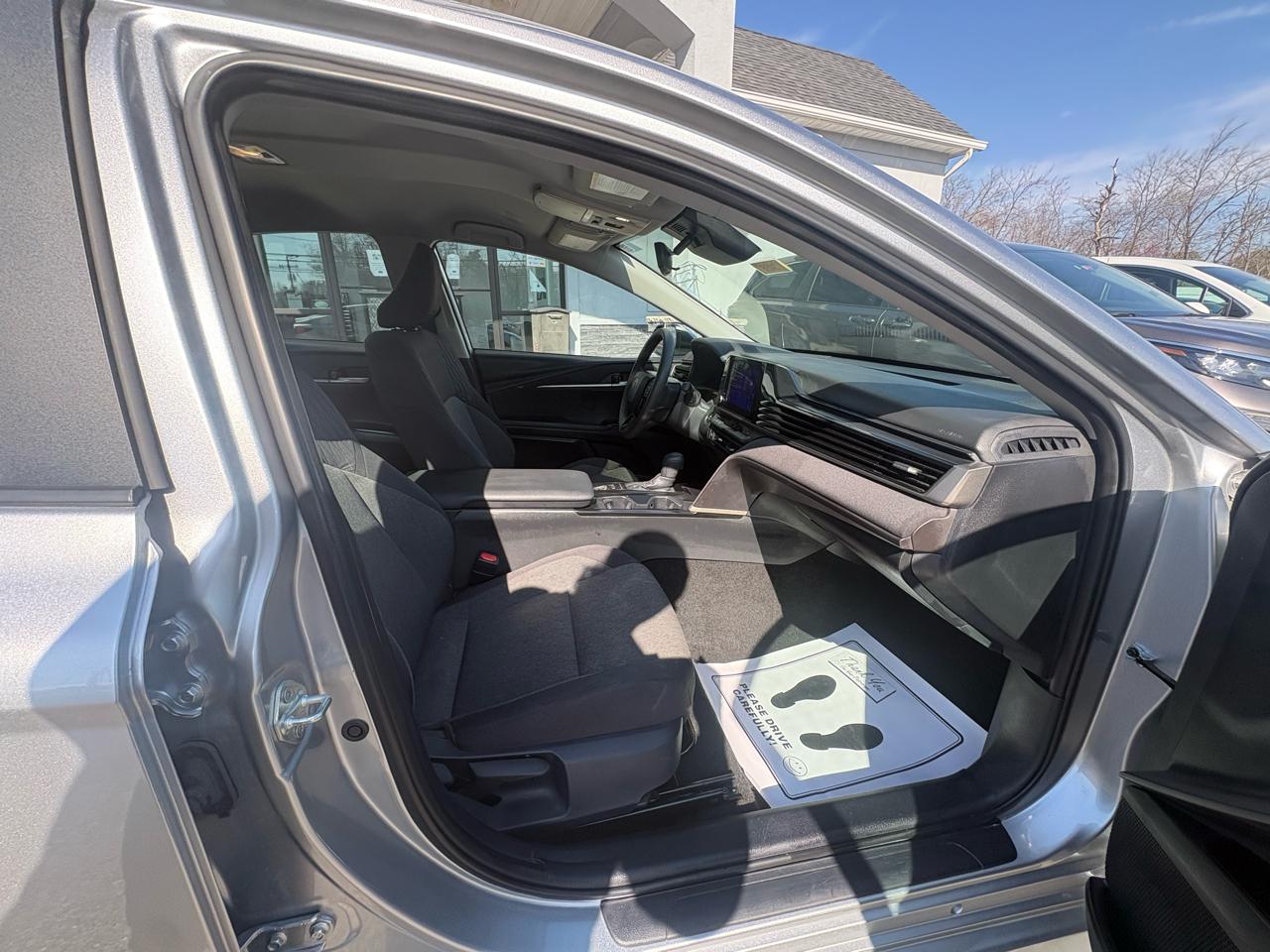 Toyota Camry LE 2025