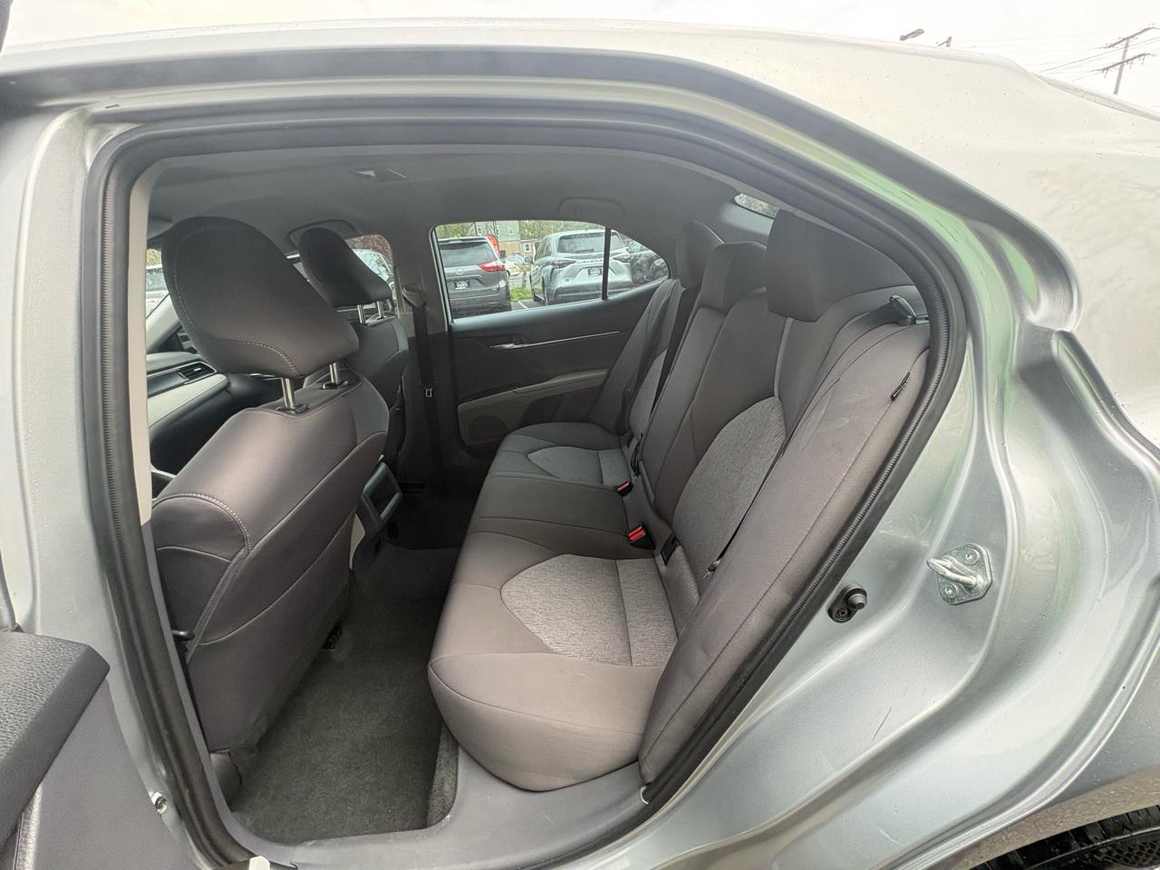 Toyota Camry LE Auto (Natl) 2022