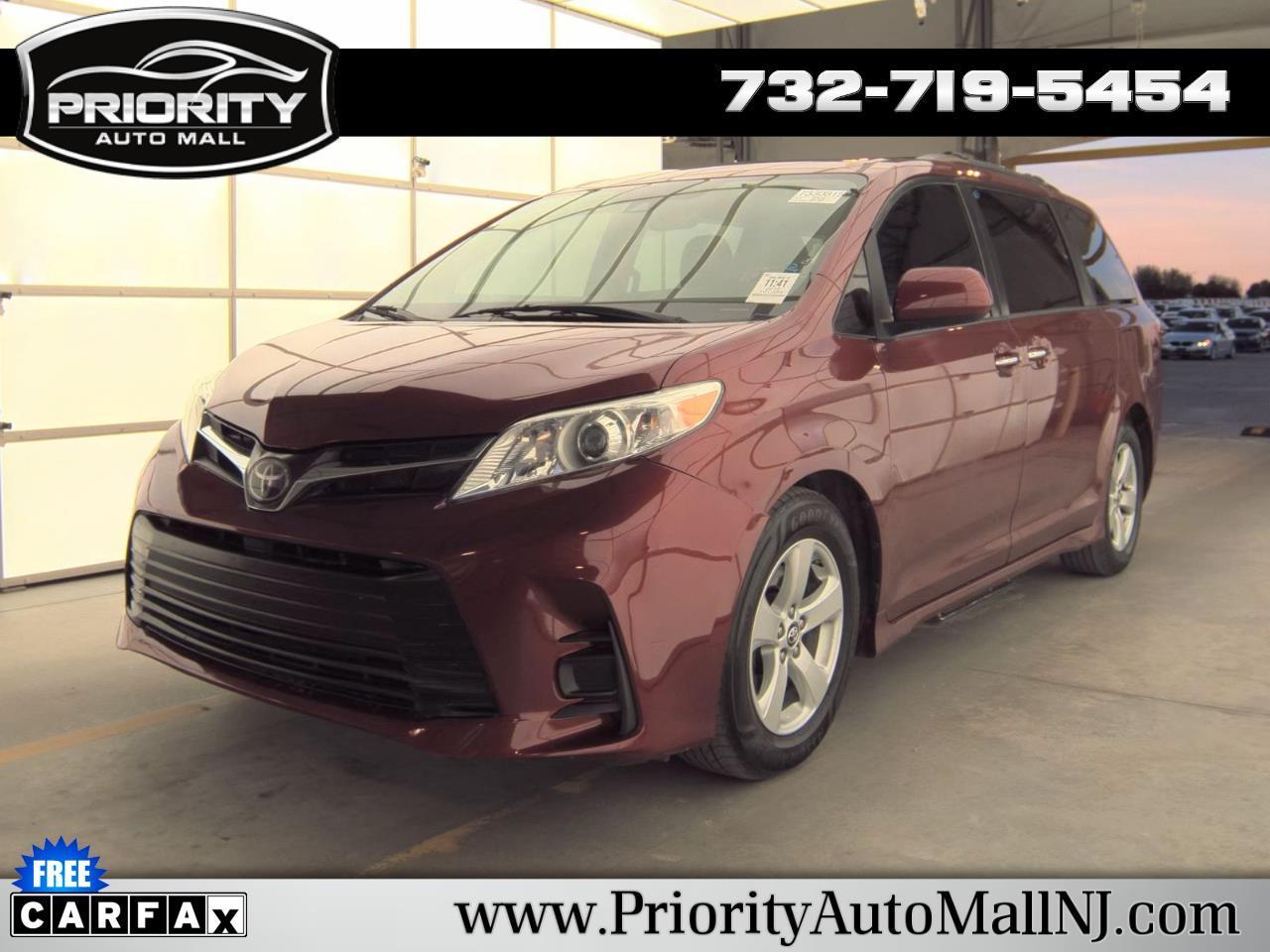 Toyota Sienna LE FWD 8-Passenger (Natl) 2019
