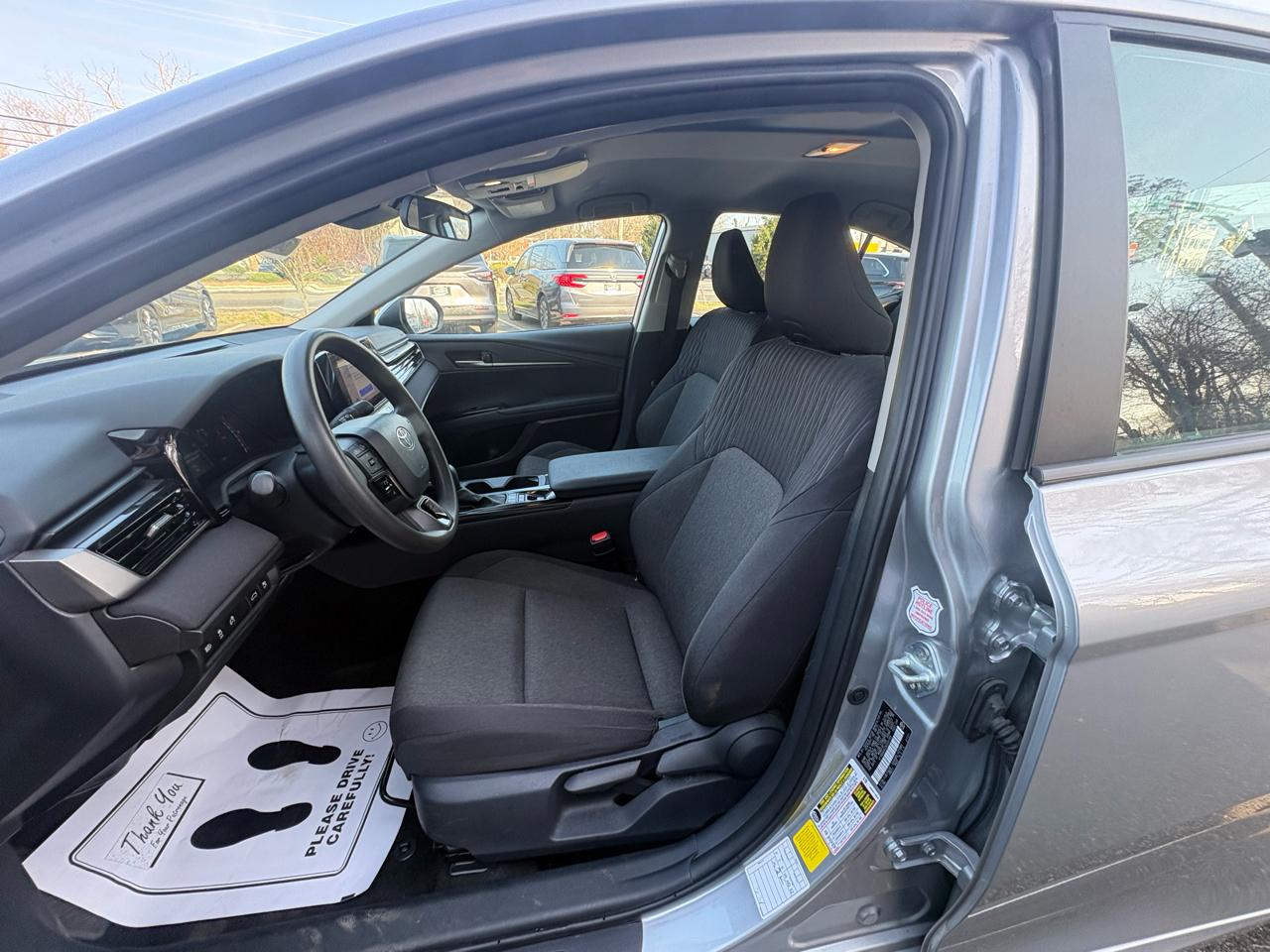 Toyota Camry LE 2025